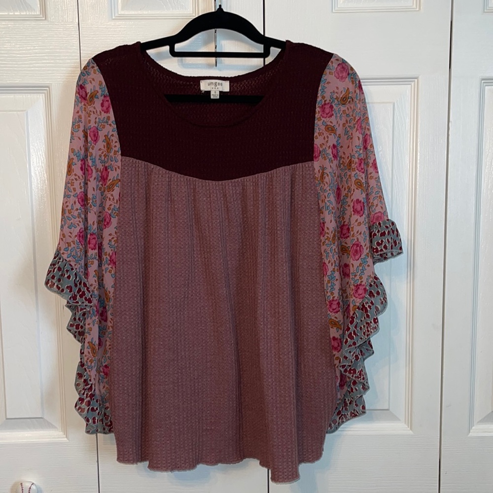 Umgee mixed materials batwing boho style blouse Size S